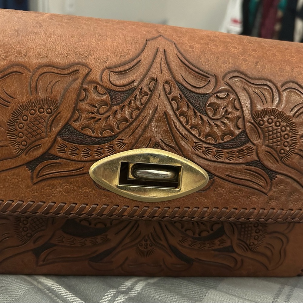 Brown Embossed Leather handbag vintage